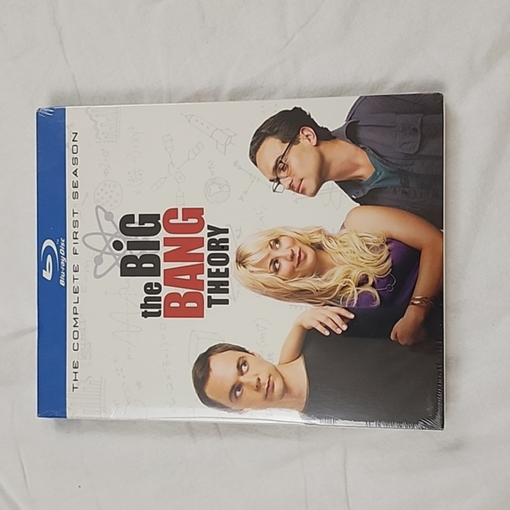 New in Shrink-wrap The Big Bang Theory First‎ Season